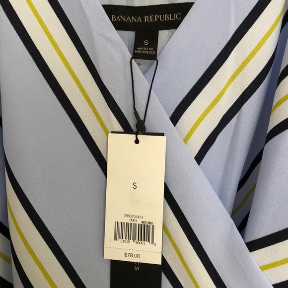 NWT banana republic blouse - Picture 2 of 3